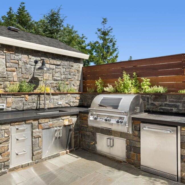 Outdoor kitchen with granite countertops