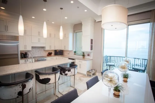 VickiKT Kitchen Countertop | Superior Granite