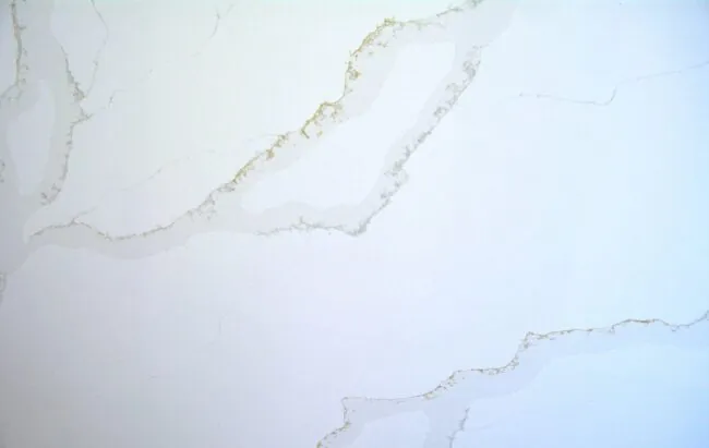 Golden Elegance Atlas Quartz