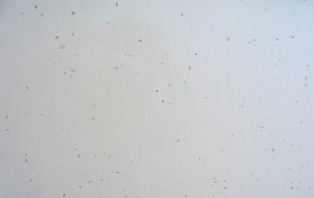 Stella White Leathered Atlas Quartz