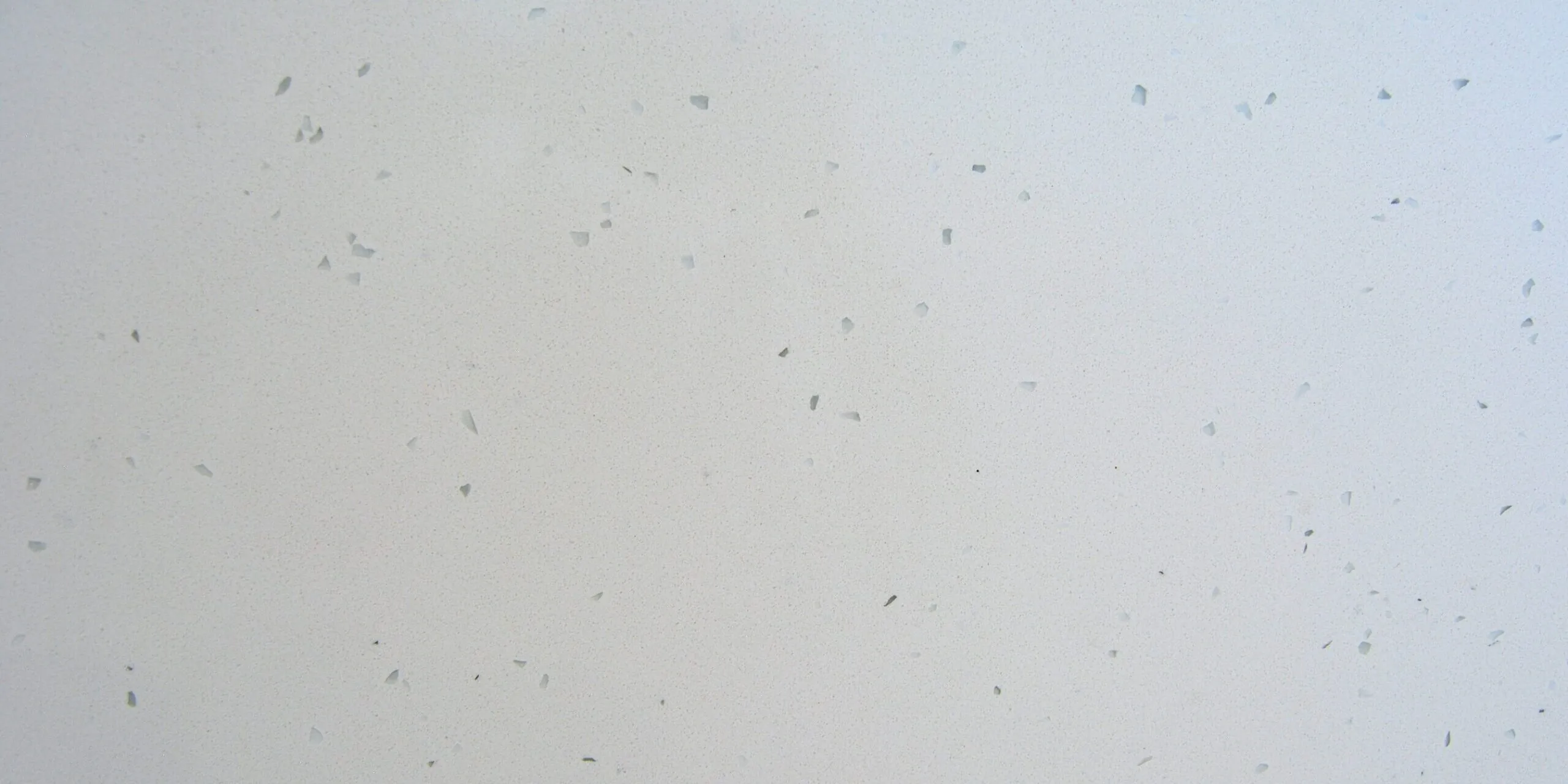 Stella White Leathered Atlas Quartz